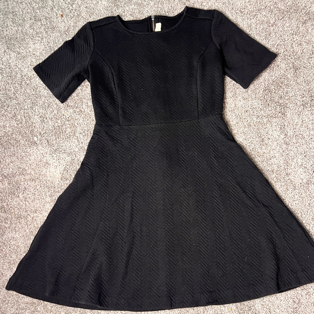 ANN TAYLOR LOFT BLACK SIZE 2 SKATER WAFFLE DRESS